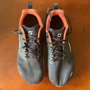 Altra Solstice XT Women’s Sz 7.5